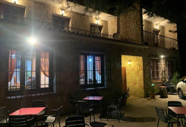 Hotel Restaurante Rio Cuervo Vega del Cadorno المظهر الخارجي الصورة