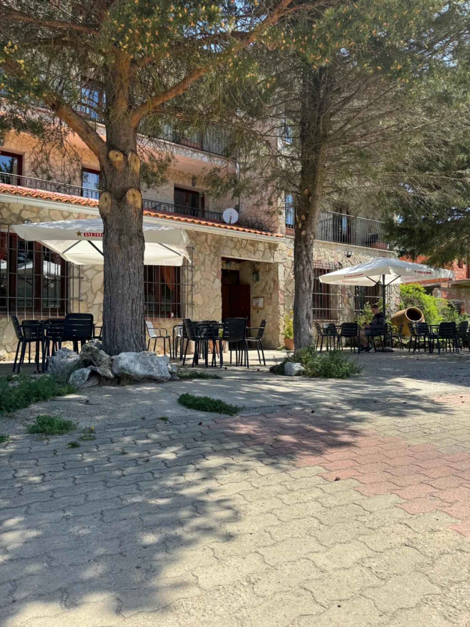 Hotel Restaurante Rio Cuervo Vega del Cadorno المظهر الخارجي الصورة