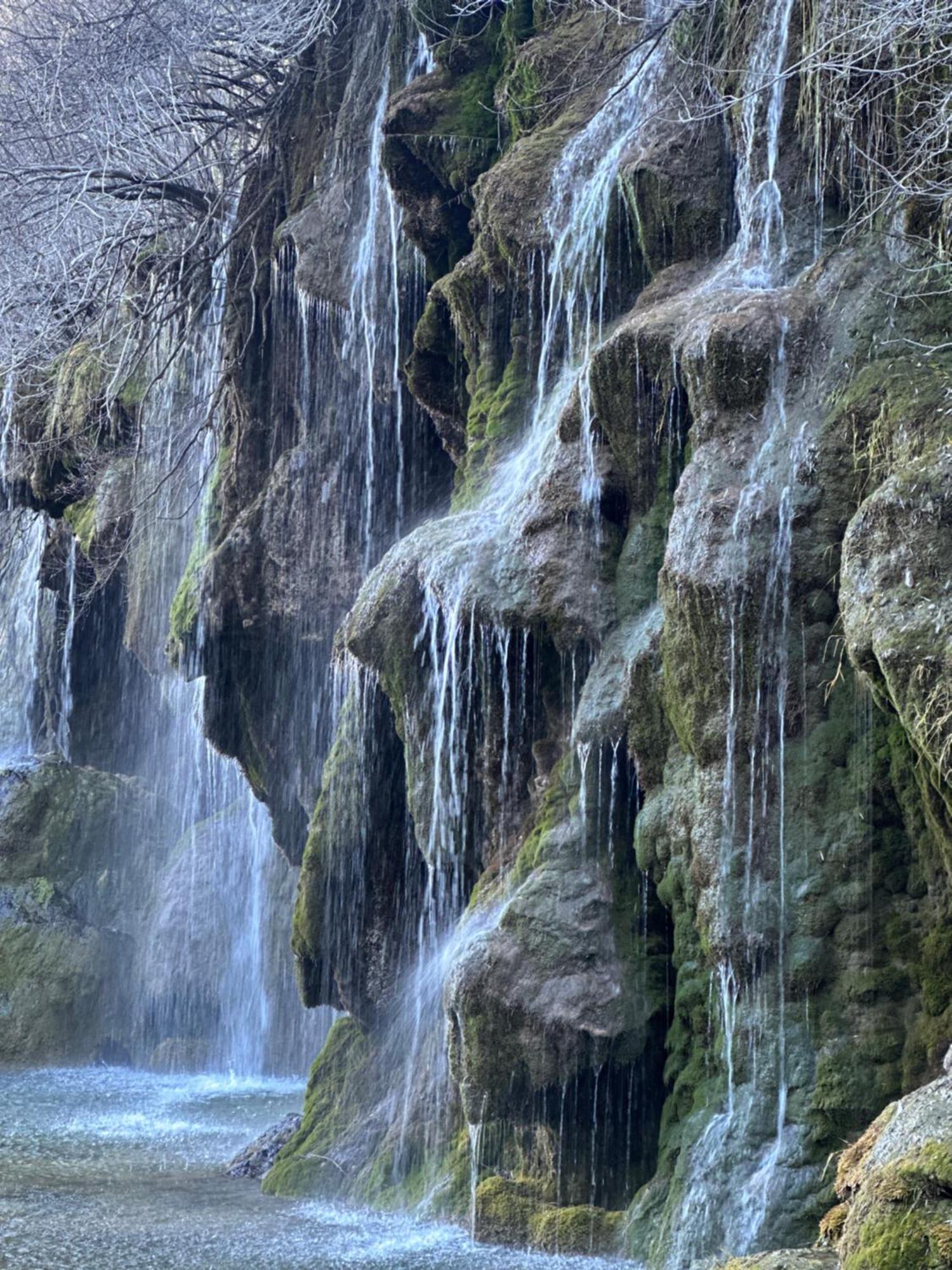 Hotel Restaurante Rio Cuervo Vega del Cadorno المظهر الخارجي الصورة