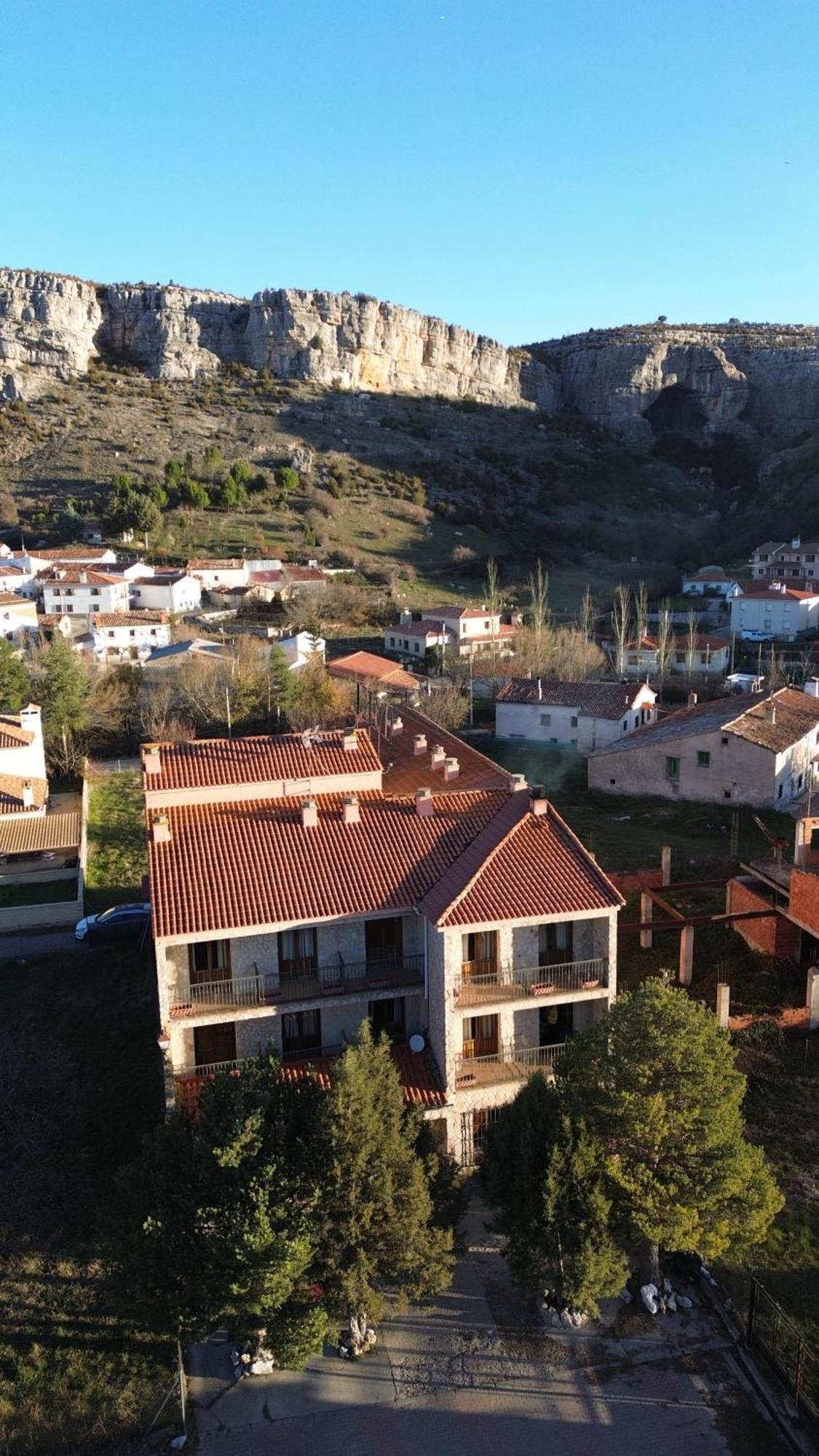 Hotel Restaurante Rio Cuervo Vega del Cadorno المظهر الخارجي الصورة