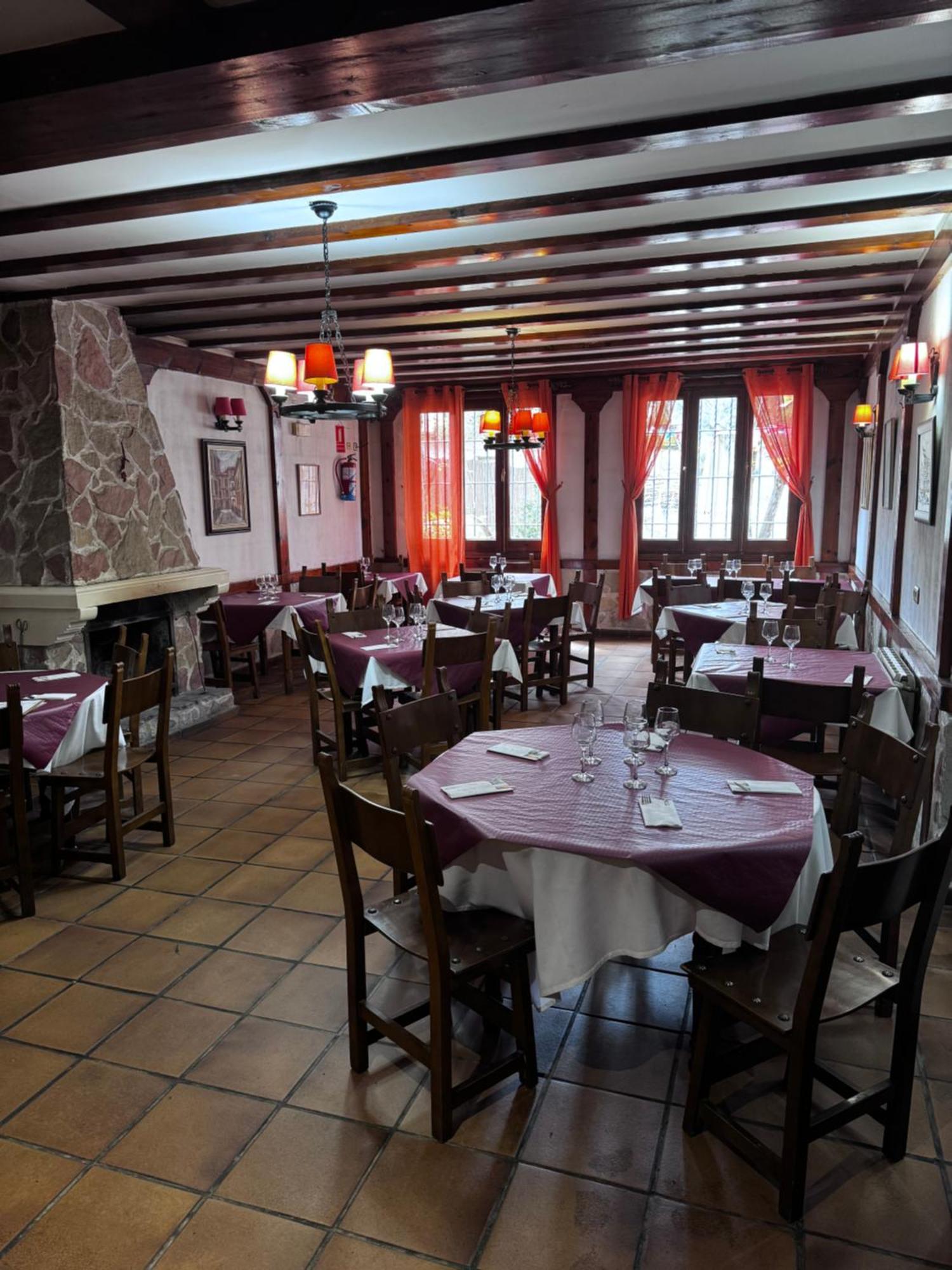 Hotel Restaurante Rio Cuervo Vega del Cadorno المظهر الخارجي الصورة